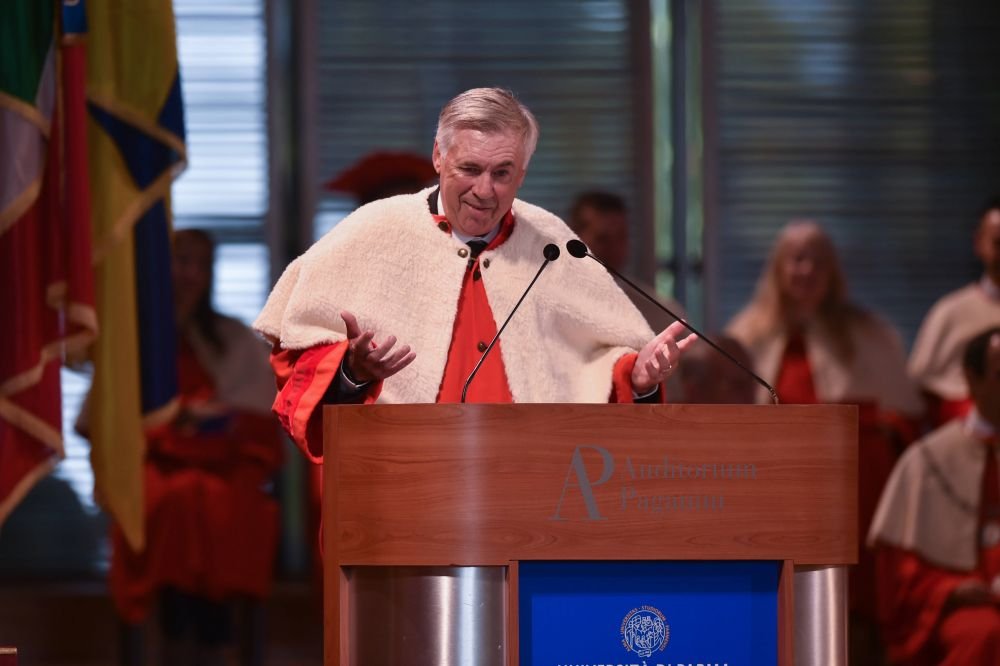 Carlo Ancelotti, dat de gol de rectorul Universității din Parma după ce a fost învestit Doctor Honoris Causa: „Îl așteaptă o aventură extraordinară!” _6