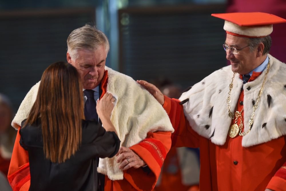 Carlo Ancelotti, dat de gol de rectorul Universității din Parma după ce a fost învestit Doctor Honoris Causa: „Îl așteaptă o aventură extraordinară!” _7
