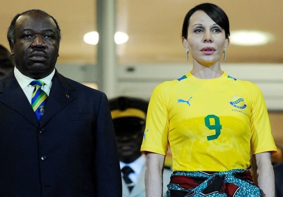 Cum arată Sylvia, soția franțuzoaică a dictatorului Ali Bongo, trimisă astăzi în închisoare de junta militară din Gabon_3