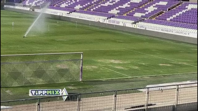 MM Stoica s-a enervat când a văzut gazonul pe care va juca România: ”Asta e plajă! Mai trebuie salvamari”_7