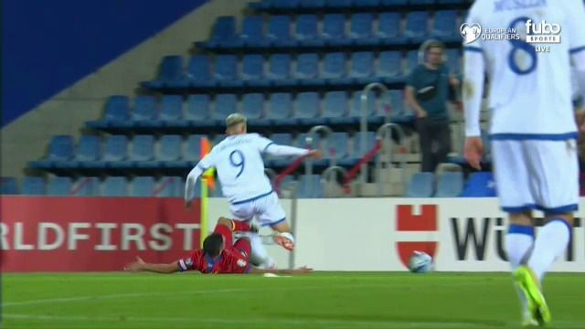 Lovitură grea pentru Rapid! Albion Rrahmani a fost scos pe targă și este suspect de o accidentare dură_5