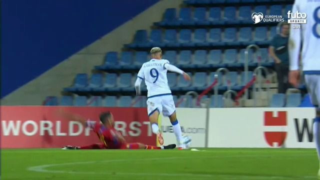 Lovitură grea pentru Rapid! Albion Rrahmani a fost scos pe targă și este suspect de o accidentare dură_13