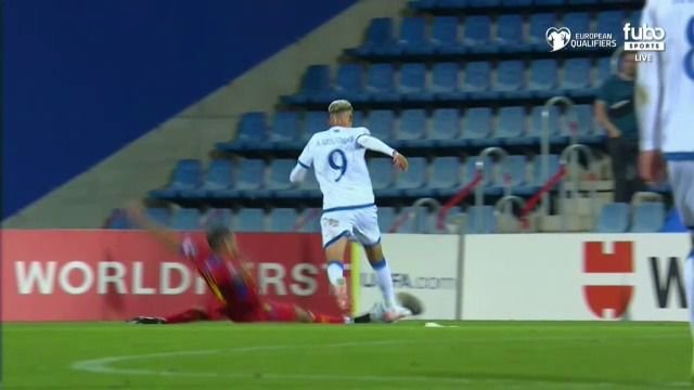 Lovitură grea pentru Rapid! Albion Rrahmani a fost scos pe targă și este suspect de o accidentare dură_16