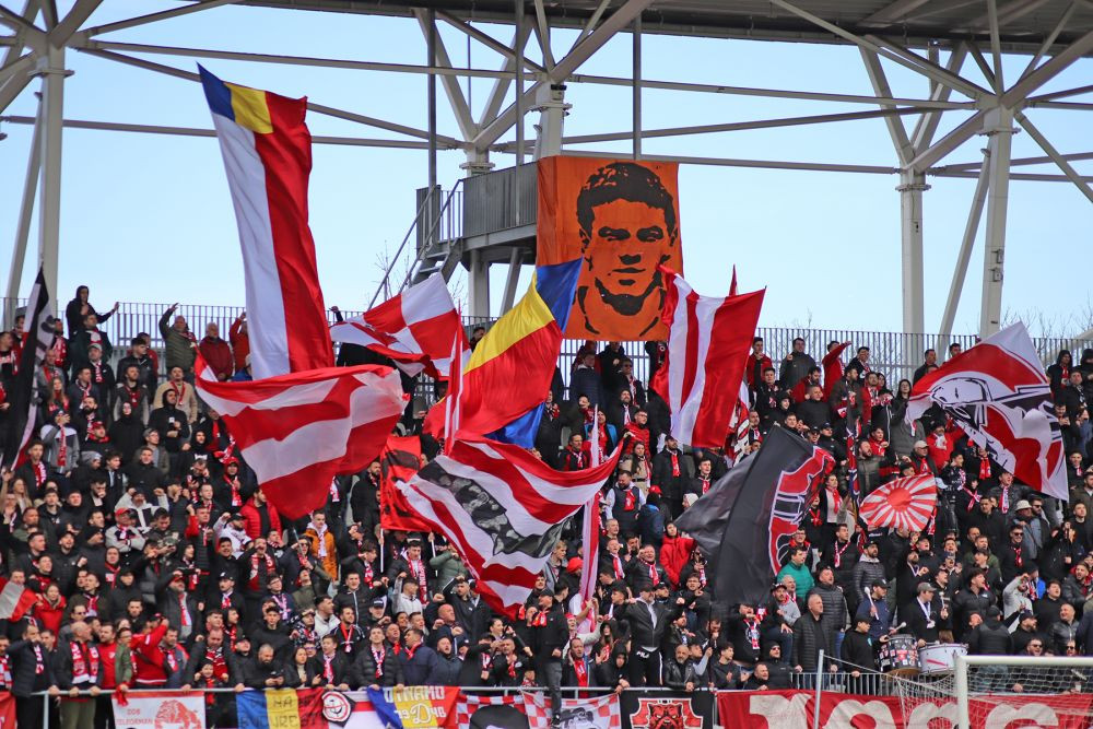 Dinamo și-a mai făcut o echipă și Adrian Cristea a semnat contractul_14