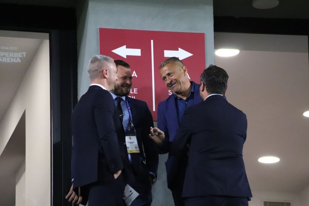 Răzvan Burleanu a discutat mult cu 