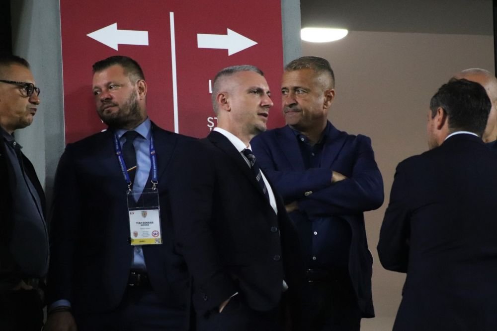 Răzvan Burleanu a discutat mult cu 