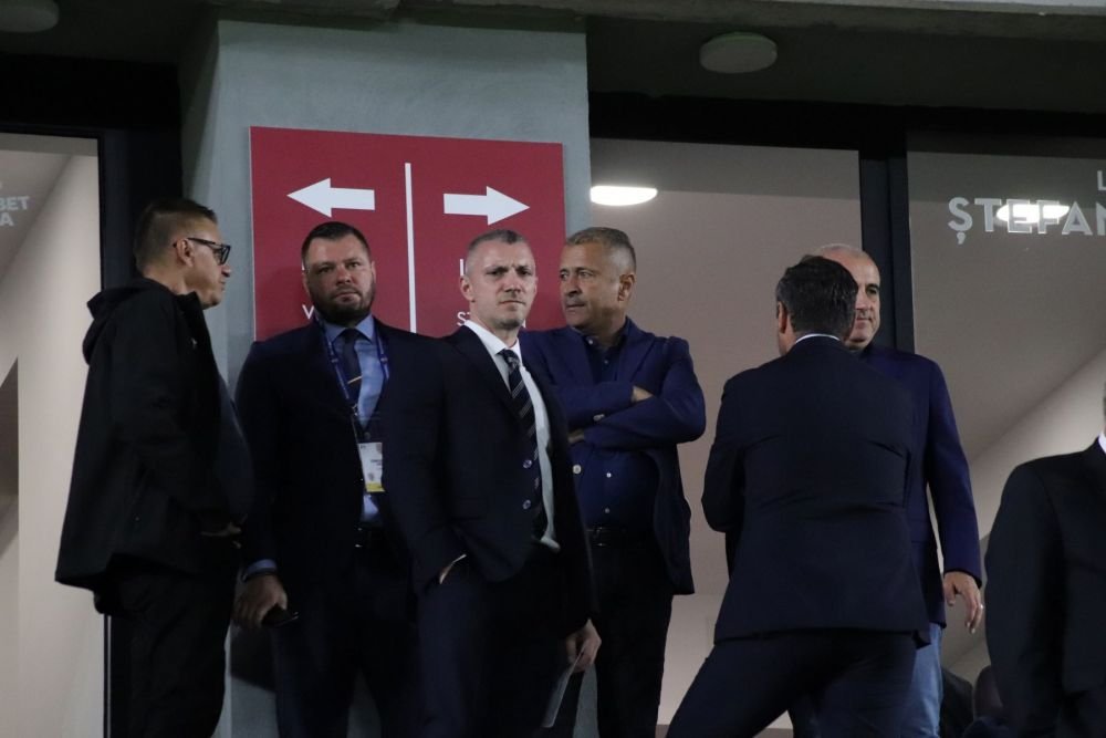 Răzvan Burleanu a discutat mult cu 