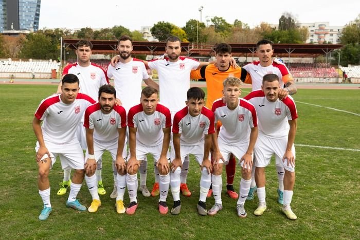 Dinamovistul Alex Iordănescu, fratele lui Edi Iordănescu, marcator în ultima etapă pentru liderul campionatului! Brigadă exclusiv feminină în Ștefan cel Mare_2