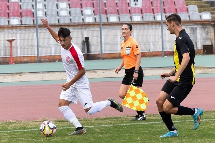 Dinamovistul Alex Iordănescu, fratele lui Edi Iordănescu, marcator în ultima etapă pentru liderul campionatului! Brigadă exclusiv feminină în Ștefan cel Mare_5