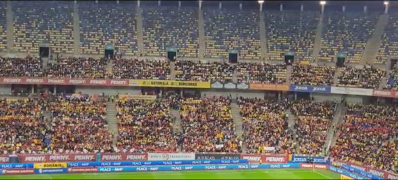 Copiii au încins atmosfera pe Arena Națională și au intonat din toți plămânii imnul României!_24