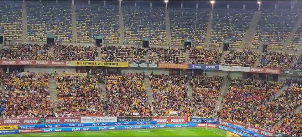 Copiii au încins atmosfera pe Arena Națională și au intonat din toți plămânii imnul României!_43