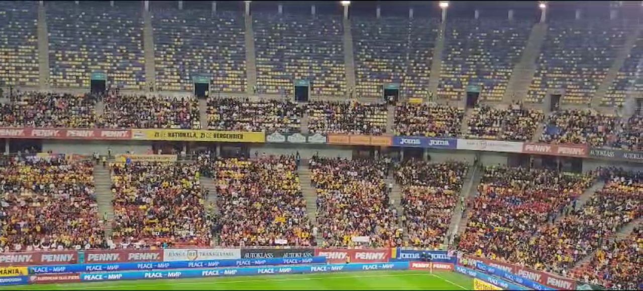 Copiii au încins atmosfera pe Arena Națională și au intonat din toți plămânii imnul României!_44