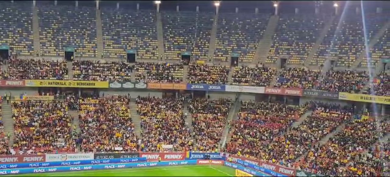 Copiii au încins atmosfera pe Arena Națională și au intonat din toți plămânii imnul României!_51
