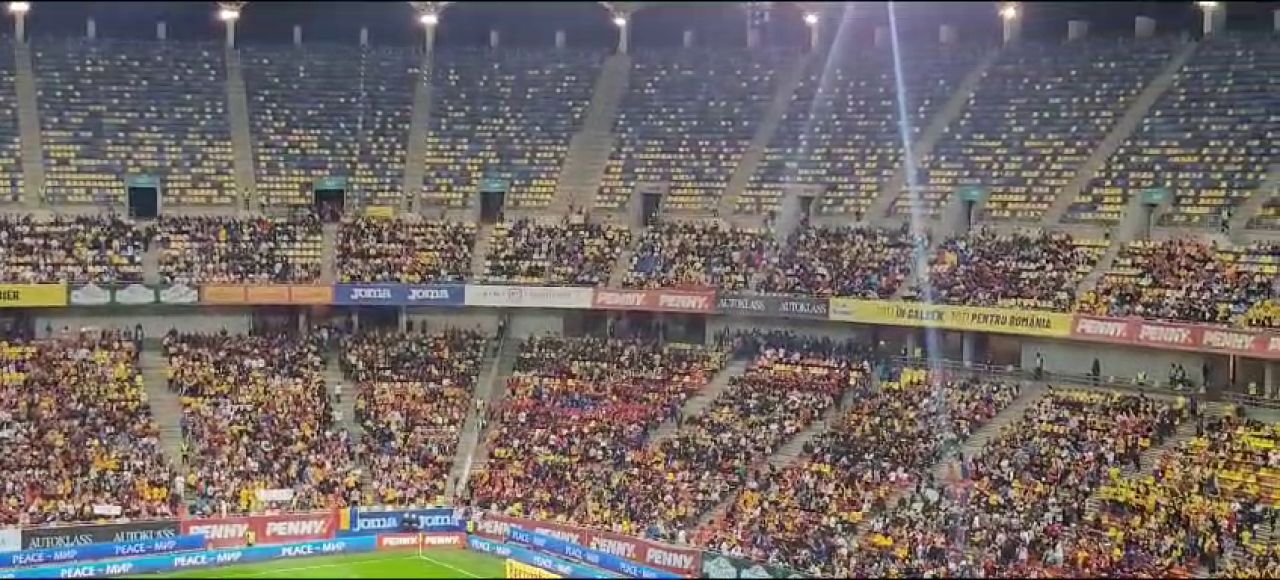 Copiii au încins atmosfera pe Arena Națională și au intonat din toți plămânii imnul României!_64