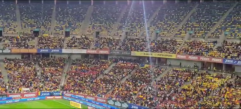 Copiii au încins atmosfera pe Arena Națională și au intonat din toți plămânii imnul României!_73