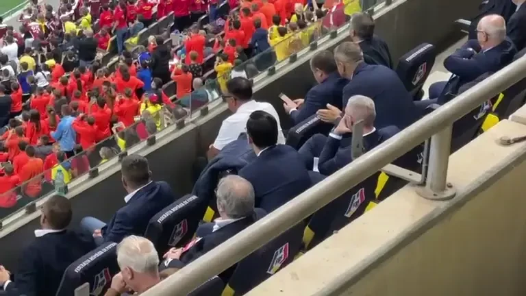 Cum s-a bucurat Anghel Iordănescu, după ce Rom&acirc;nia a predat o lecție de fotbal pe Arena Națională