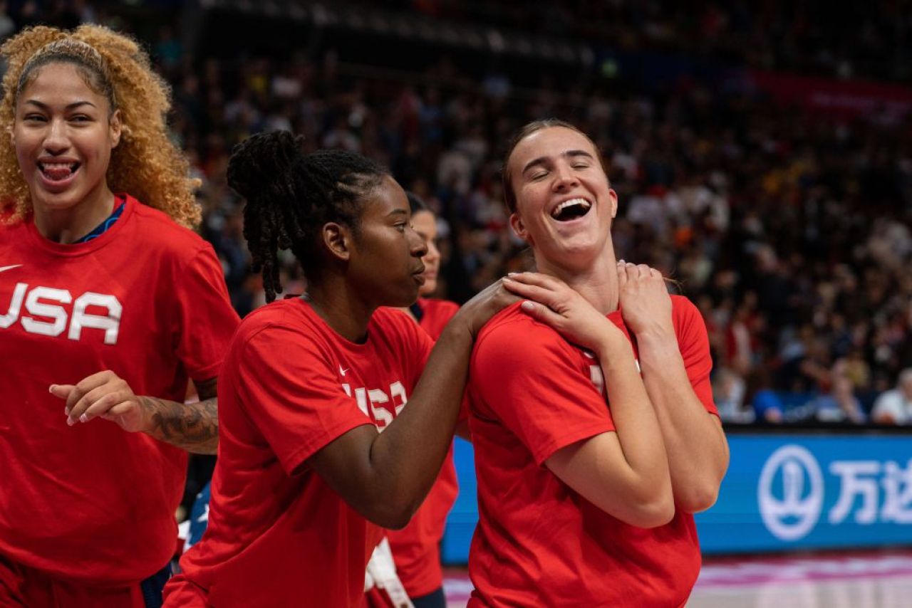 Sabrina, bat-o vina! Sabrina Ionescu, ”strălucitoare” în finala campionatului WNBA, New York Liberty - Las Vegas Aces_2