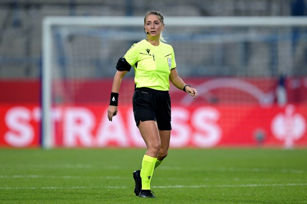 Alina Peșu o va arbitra pe Real Madrid în Champions League!_8