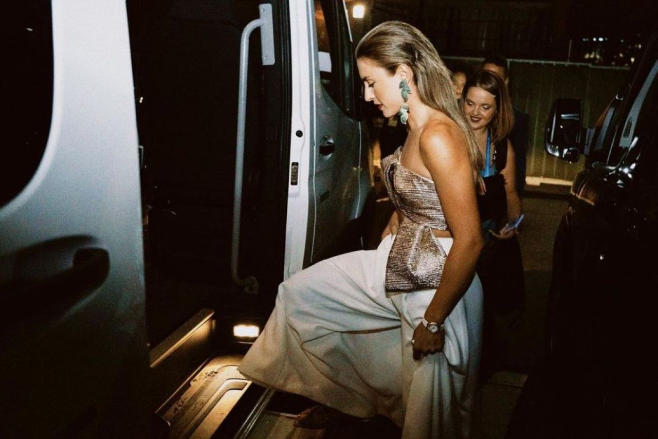 Alexia Putellas de la Barcelona, Messi în rochie_5