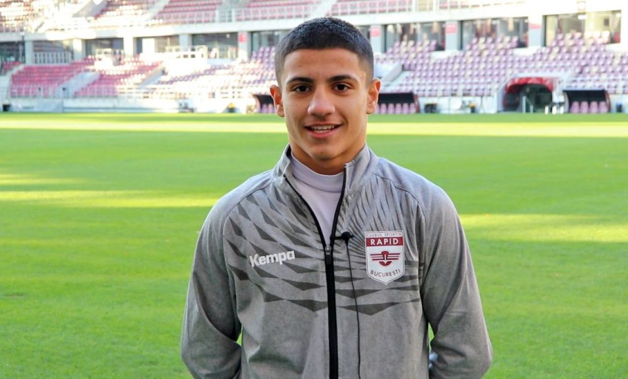 El e cel mai talentat boxer de la Rapid. Are poveste de Rocky, idolul lui e Mayweather, dar e asemănat cu Tyson_19