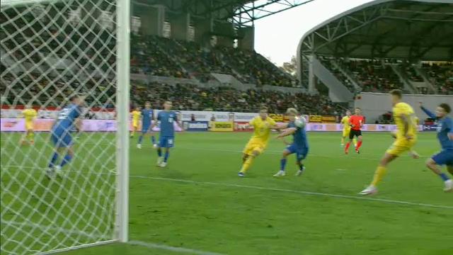 Gigi, nu te uita! Tavi Popescu a ratat incredibil în România U21 - Finlanda U21 _5