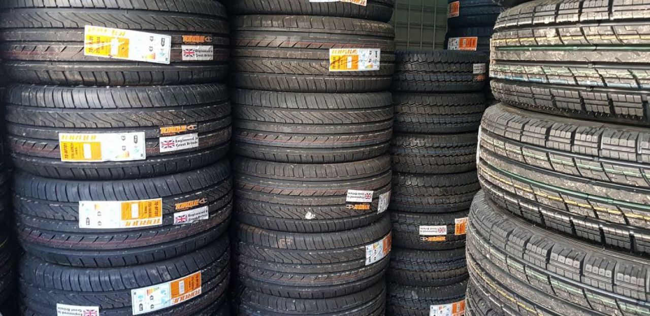 (P) Anvelope de Vară în Sezonul Rece - De Ce Este O Idee Riscantă?_3