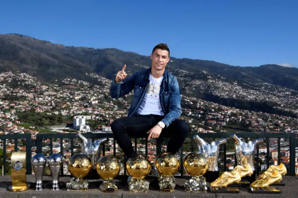 Povestea incredibilă a fotbalistului pe care Cristiano Ronaldo îl credea mai bun decât el: ”Mă uitam la el din celula închisorii”_2