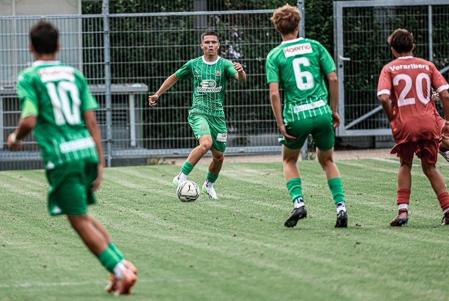 Lukas Grigoraș, cel mai tare din oraș! Interviu cu fundașul central român de la Rapid Viena care are 52 de goluri marcate în 130 de meciuri oficiale_1