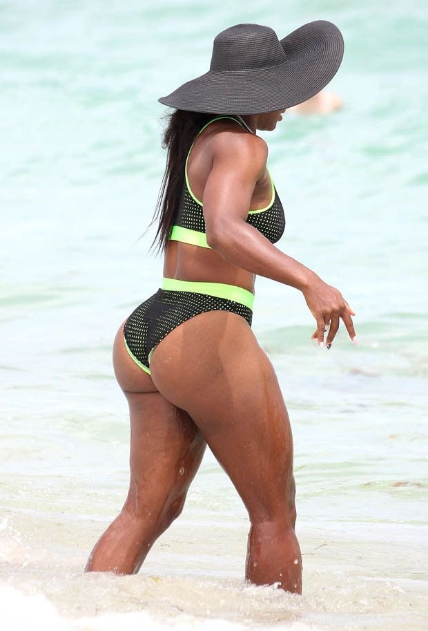 Serena Williams va scrie două cărți despre viața sa pe teren și în afara lui_16