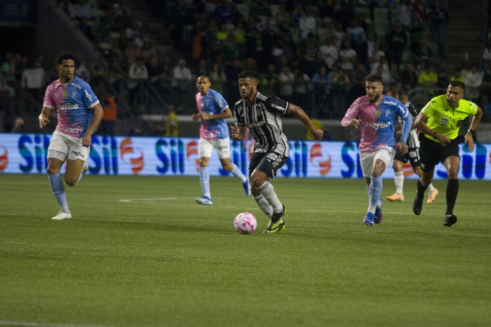 Tata Hulk, încă un gol de autor, ca în vremurile bune! Al treilea meci consecutiv cu gol înscris pentru atacantul de 37 de ani_7