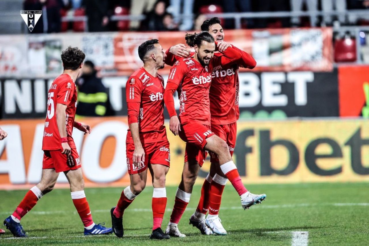 Marius Lăcătuș a numit fotbalistul care a excelat în UTA - Rapid 2-2_3