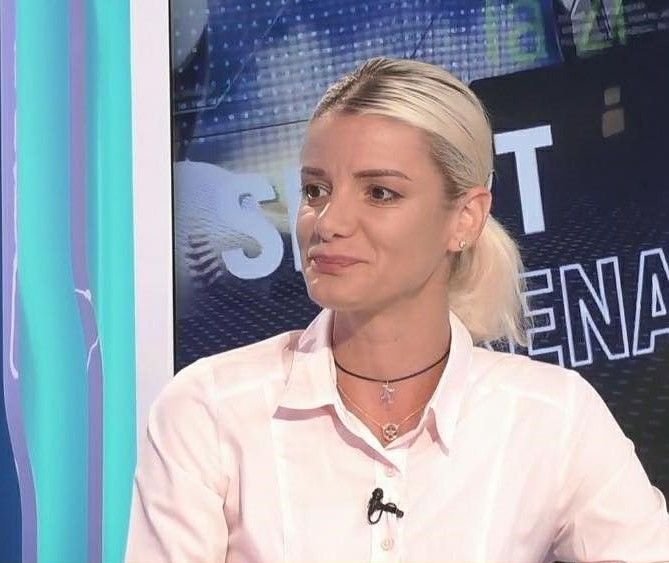 După 0-8 cu Austria, naționala U17 a scăpat ceva mai ieftin cu Germania! Cum arată selecționera Nina Anca_9