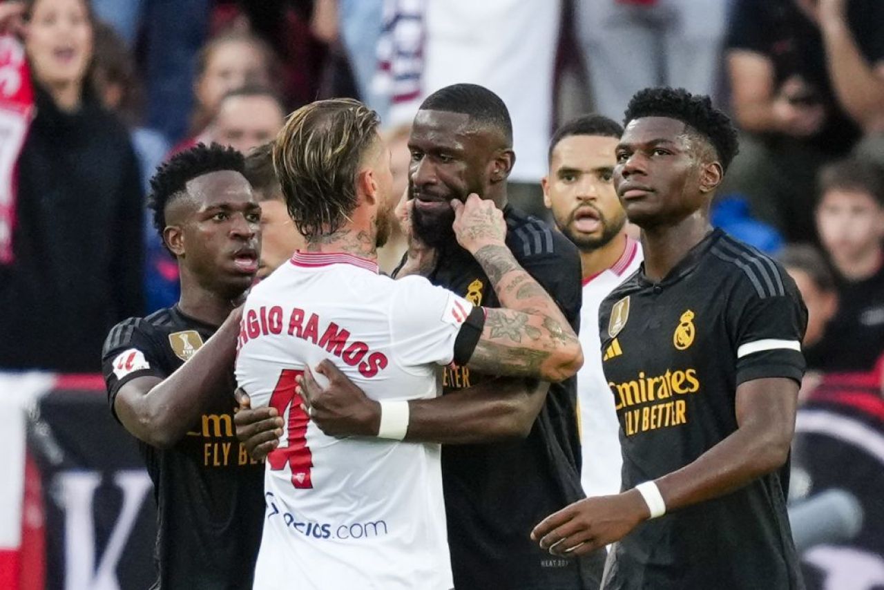 Sergio Ramos și-a pierdut cumpătul în Sevilla - Real Madrid: altercație cu Rudiger, care i-a râs în față_1