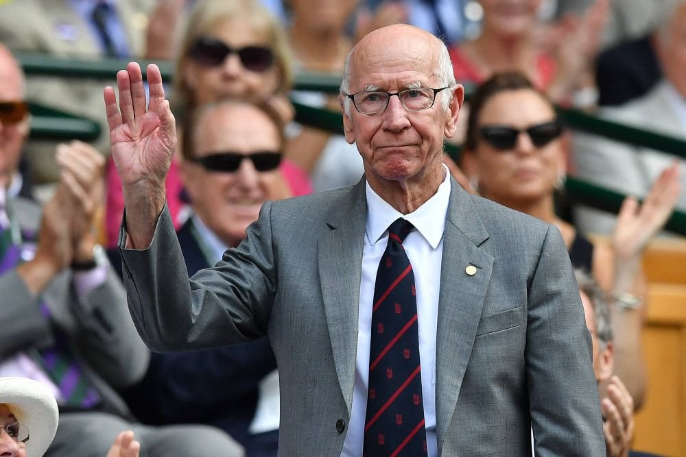 Cătălin Oprișan face o plecăciune în fața gloriei de la Manchester United. Sir Bobby Charlton: de la ”The Busby Babes” la ultimul supraviețuitor al tragediei de la München_4