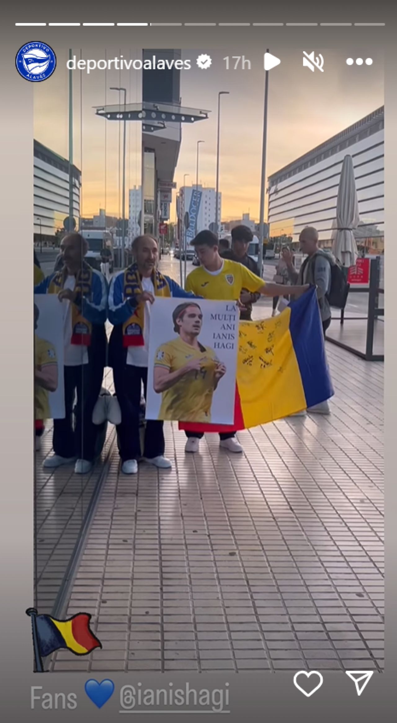 Ianis Hagi, asaltat de fani în Spania_2