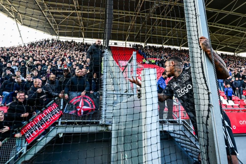 Ajax - Utrecht a fost întrerupt în minutul 89! Motivul bizar pentru care arbitrul a oprit jocul_2