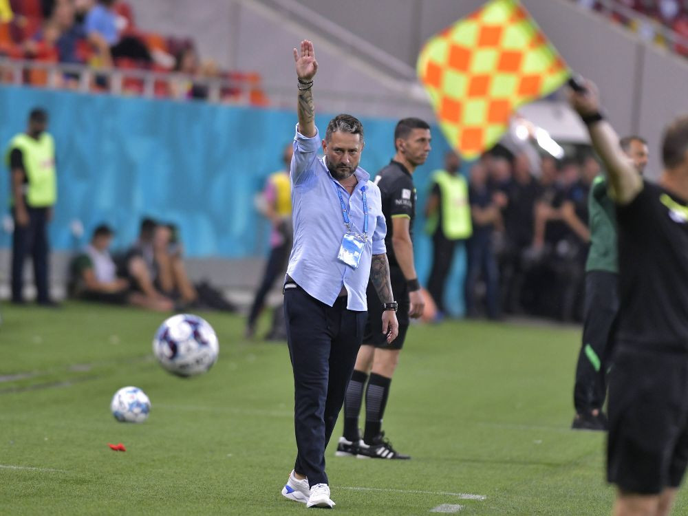 &bdquo;Suntem &icirc;ntr-o stare tensionată!&rdquo; Reația lui Dragoș Bon, după ce fanii Universității Craiova i-au cerut demisia lui Papură