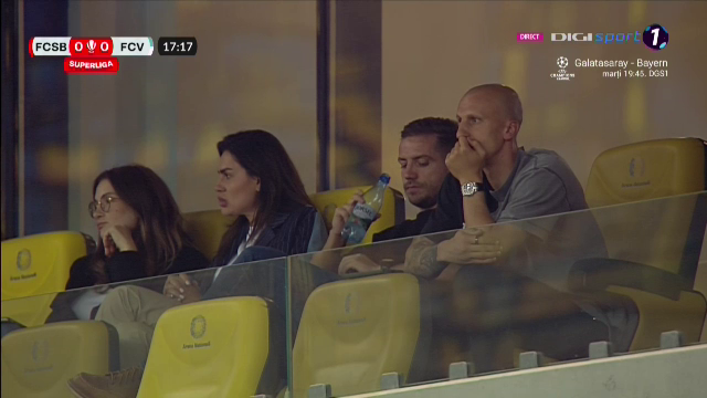 VIP-urile serii! Alex Chipciu & Vlad Chiricheș, în lojă pe Arena Națională!_38