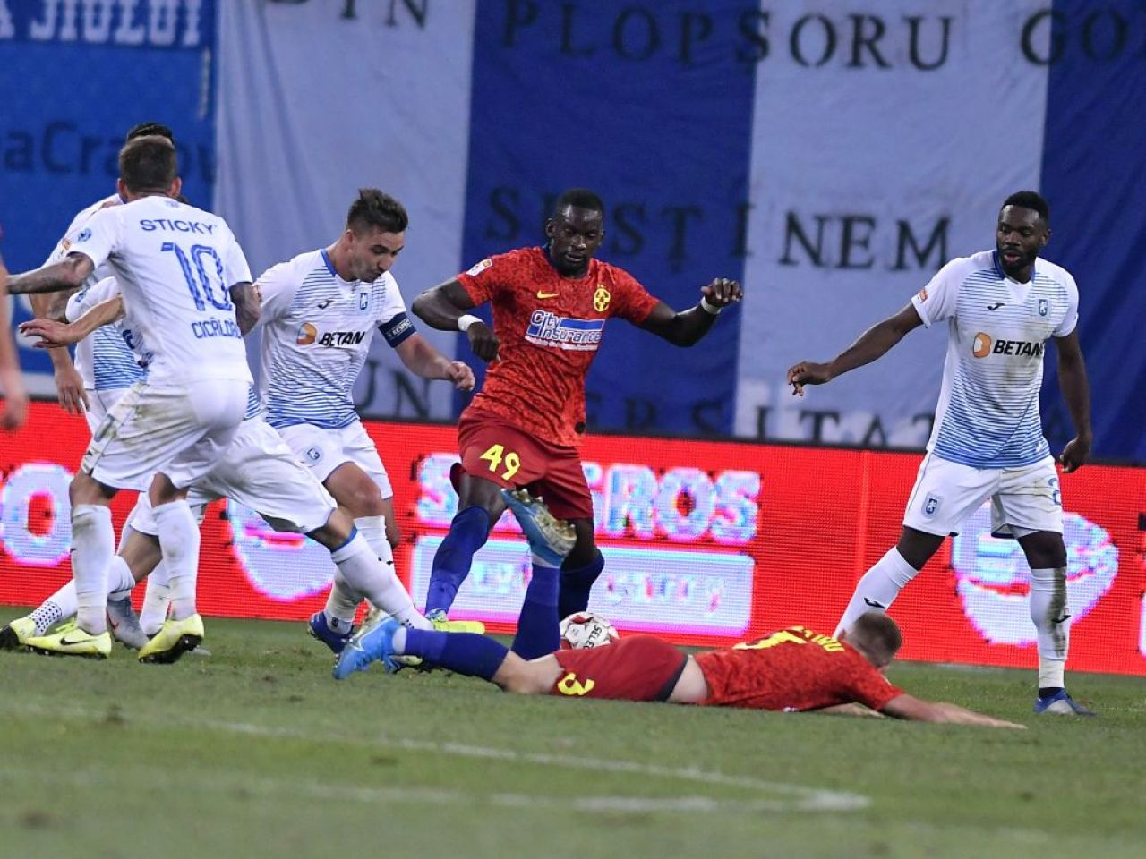 Atacantul de la FCSB cu trofeul Champions League în CV nu a mai jucat din februarie și nu-și găsește echipă!_11