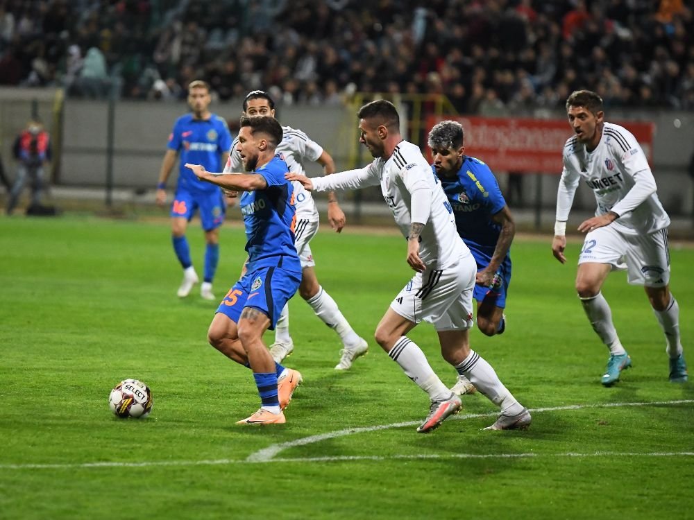 Reclamat de propriul club! Jucătorul unei echipe din Superliga, acuzat că a luat intenționat &bdquo;galben&rdquo;: &bdquo;Cineva a mers să parieze 10.000!&rdquo;