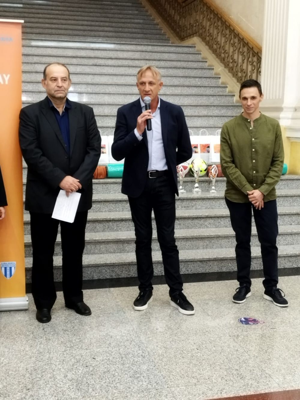 Student Innovation Day! Universitatea din Craiova a organizat un eveniment și l-a invitat pe Emil Săndoi.