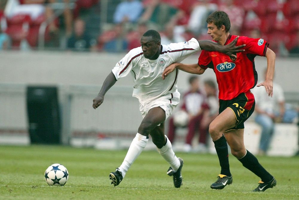 Gabriel Tamaș, un fotbalist cum nu prea mai avem astăzi! Zeci de meciuri în Premier League, La Liga sau Ligue 1, dueluri cu Steven Gerrard, Wayne Rooney sau Mario Balotelli_10