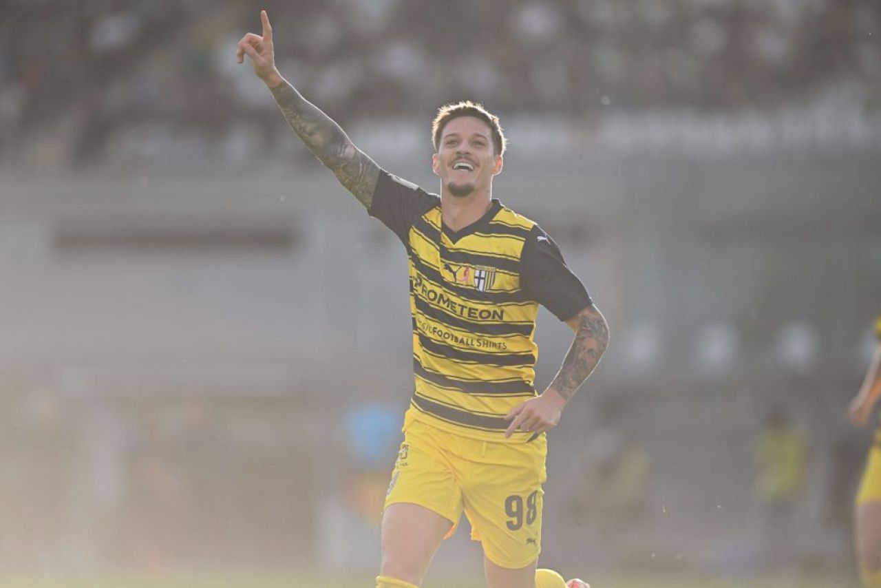 ParMAN! Dennis Man, 'dublă' pentru Parma și gol în două meciuri consecutive! Cum a înscris _2