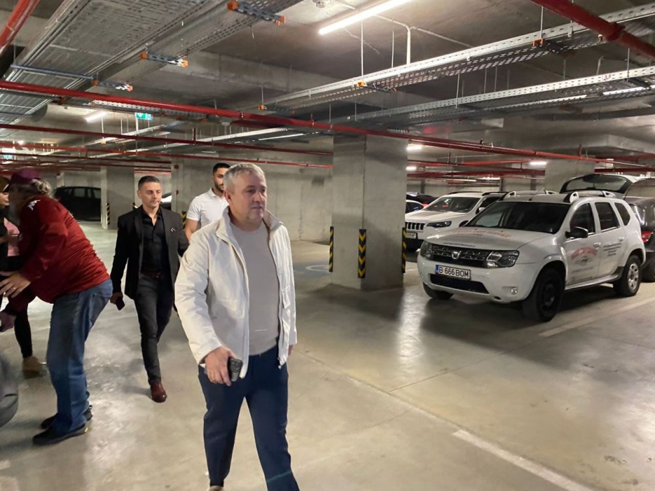 Mihai Rotaru a venit în Giulești la Rapid - Universitatea Craiova și s-a dus direct la vestiare_1