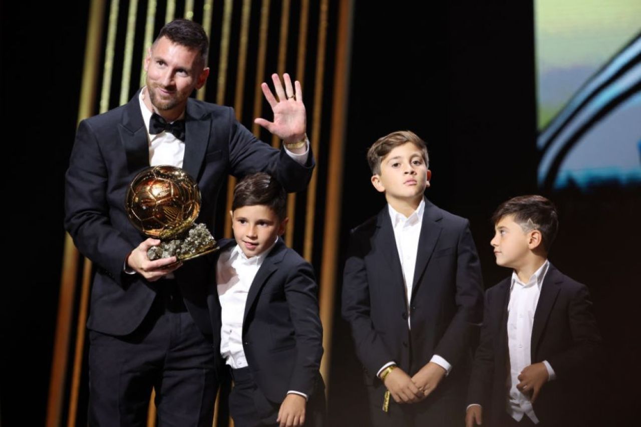 Atunci vs. Acum | Balonul de Aur se confundă cu Lionel Messi, în ultimii 14 ani. Imagini de colecție cu starul argentinian_1