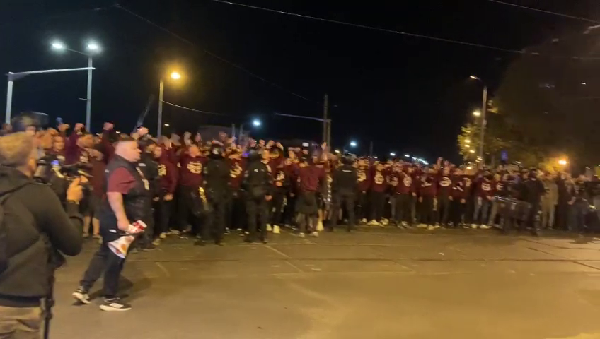 Suporterii Rapidului s-au strâns în Ghencea! Atmosferă nebună înainte de meciul cu CSA Steaua_3