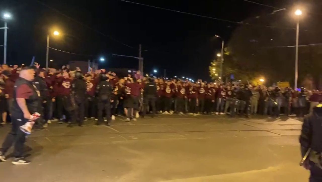 Suporterii Rapidului s-au strâns în Ghencea! Atmosferă nebună înainte de meciul cu CSA Steaua_5
