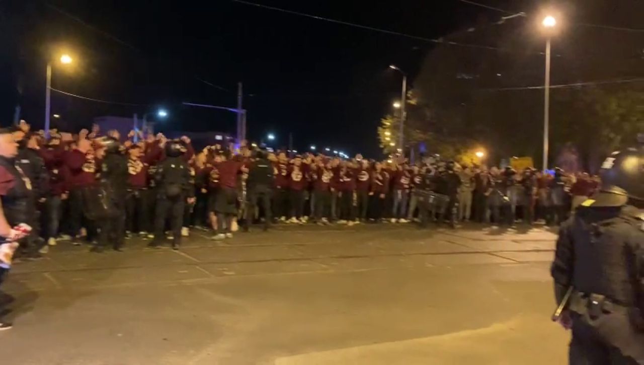Suporterii Rapidului s-au strâns în Ghencea! Atmosferă nebună înainte de meciul cu CSA Steaua_6