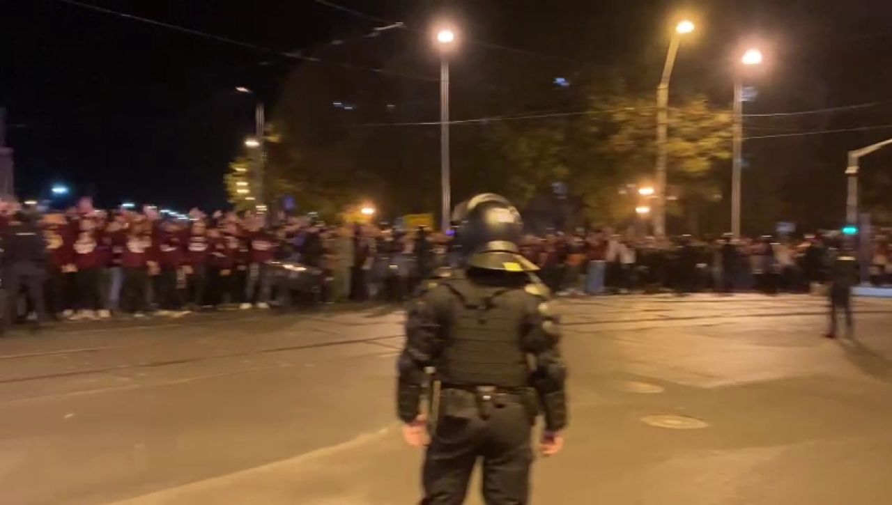 Suporterii Rapidului s-au strâns în Ghencea! Atmosferă nebună înainte de meciul cu CSA Steaua_30