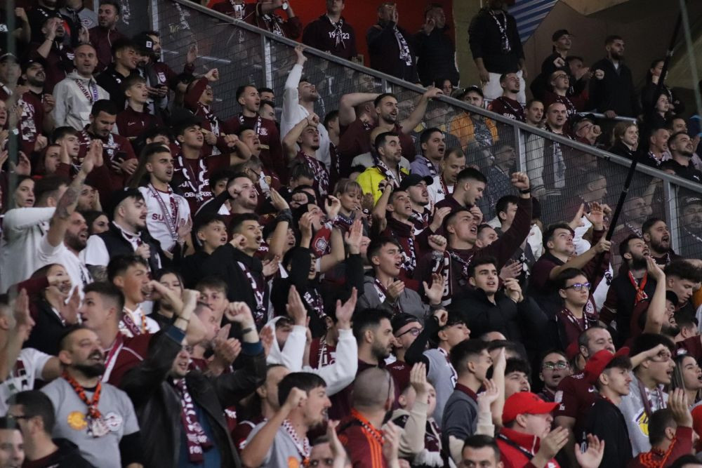 Show în tribune la CSA Steaua - Rapid București! _7